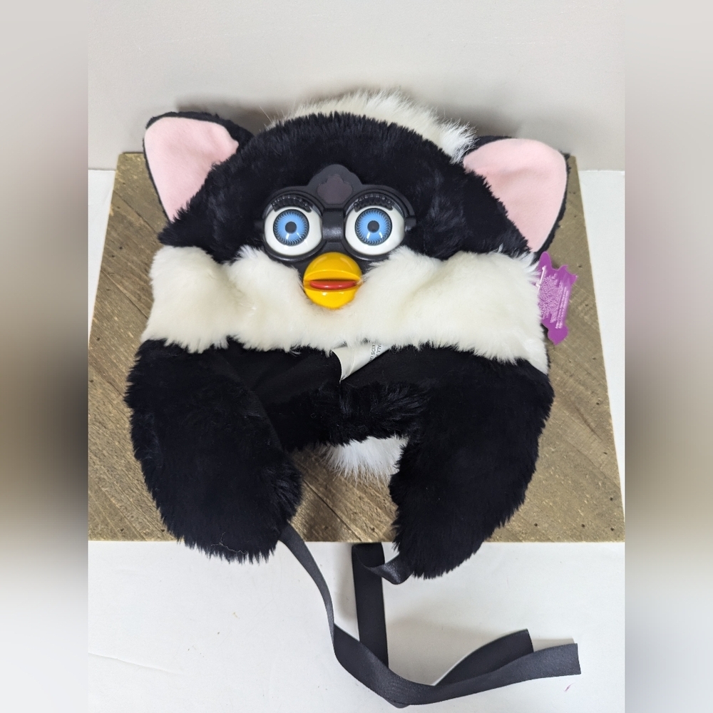 Vintage 1999 Hasbro Furby Hat – Rare Collectible Plush Cap NWT